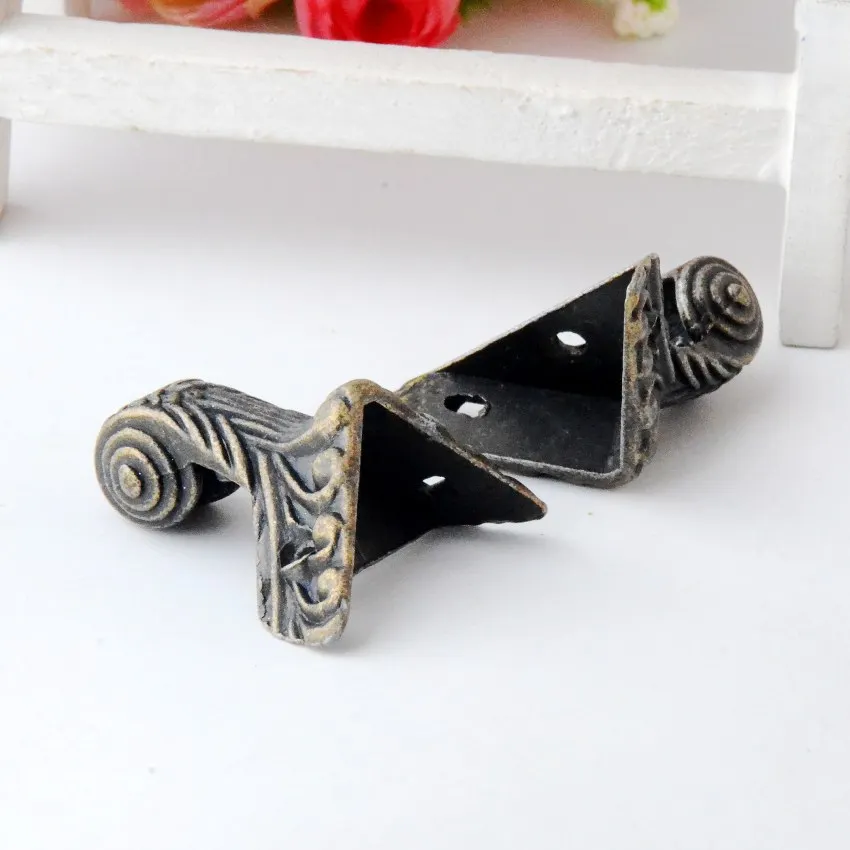 

Free shipping 5Pcs Antique Bronze Jewelry Gift Box Wood Case Decorative Feet Leg Corner Protector 3.7x2.9cm J2834