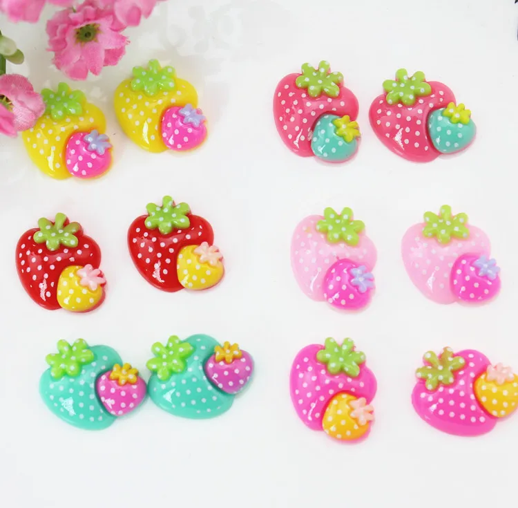 15pcs polka dots 20x18x6mm Strawberry Resin Cabochons Fruit Flat Back, Kawaii Cabochons, Decoden Supplies double strawberries