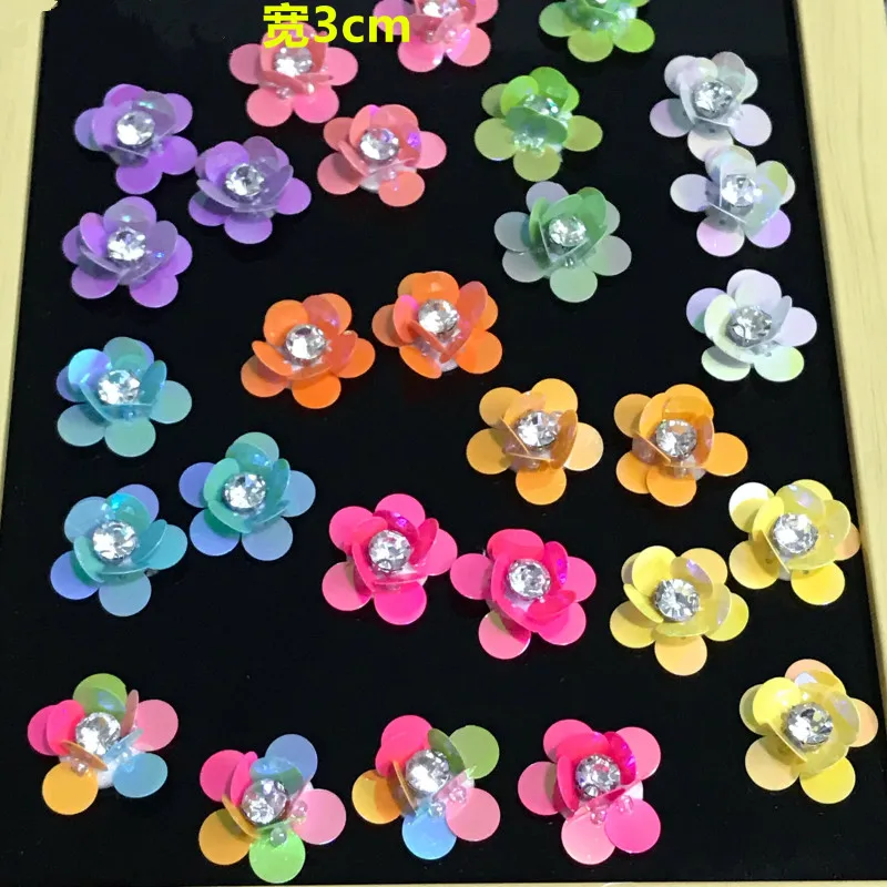 10 Pz/lotto Handmade Paillettes Perline Fiore Applique Patch, Clip di capelli, Borse, Spilla, Vestiti cucire, Colla sul FAI DA TE Accessori