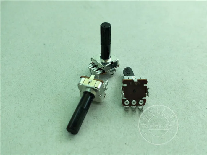 4pcs 12-type Vertical Single Rotary Potentiometer B10K / Shank Length 23MM / Knurled Shaft