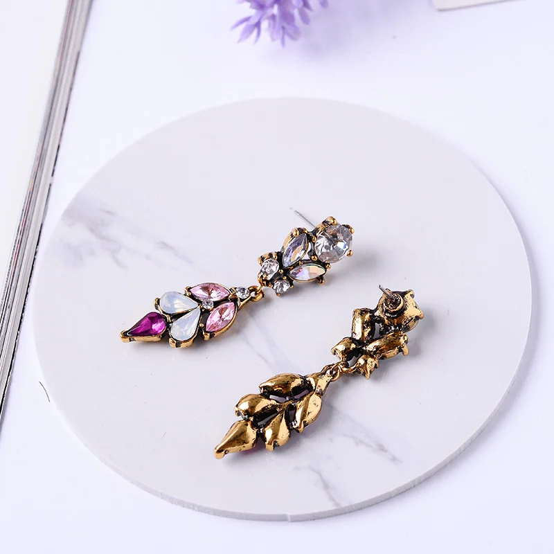 LUBOV Shining Crystal Rhinestone Inlaid Drop Earrings Golden Flower Design Drop Earrings Vintage Jewelry for Women Girls