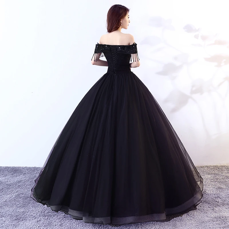 Bu YiiYa düğün elbisesi kapalı omuz siyah tekne boyun düğün balo elbisesi zarif dantel kat uzunluk Vestido de novia CH038