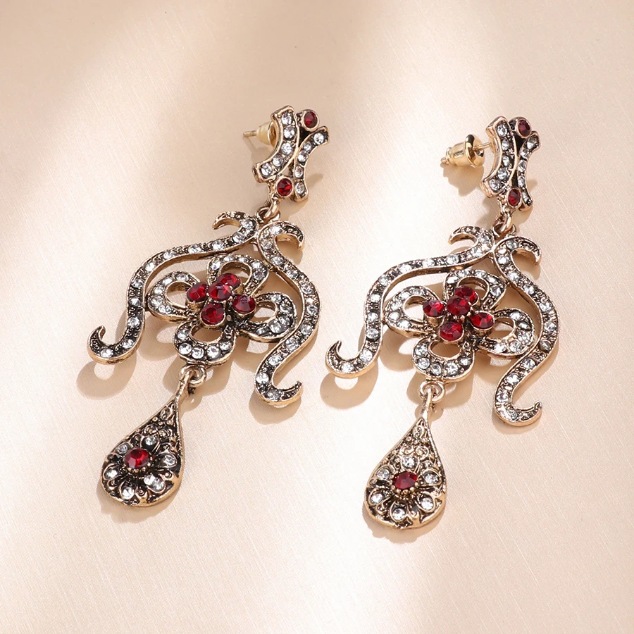 Bohemian Indian Long Earrings For Women Vintage Red Crystal Antique Gold Statement Earings Fashion Jewelry 2018