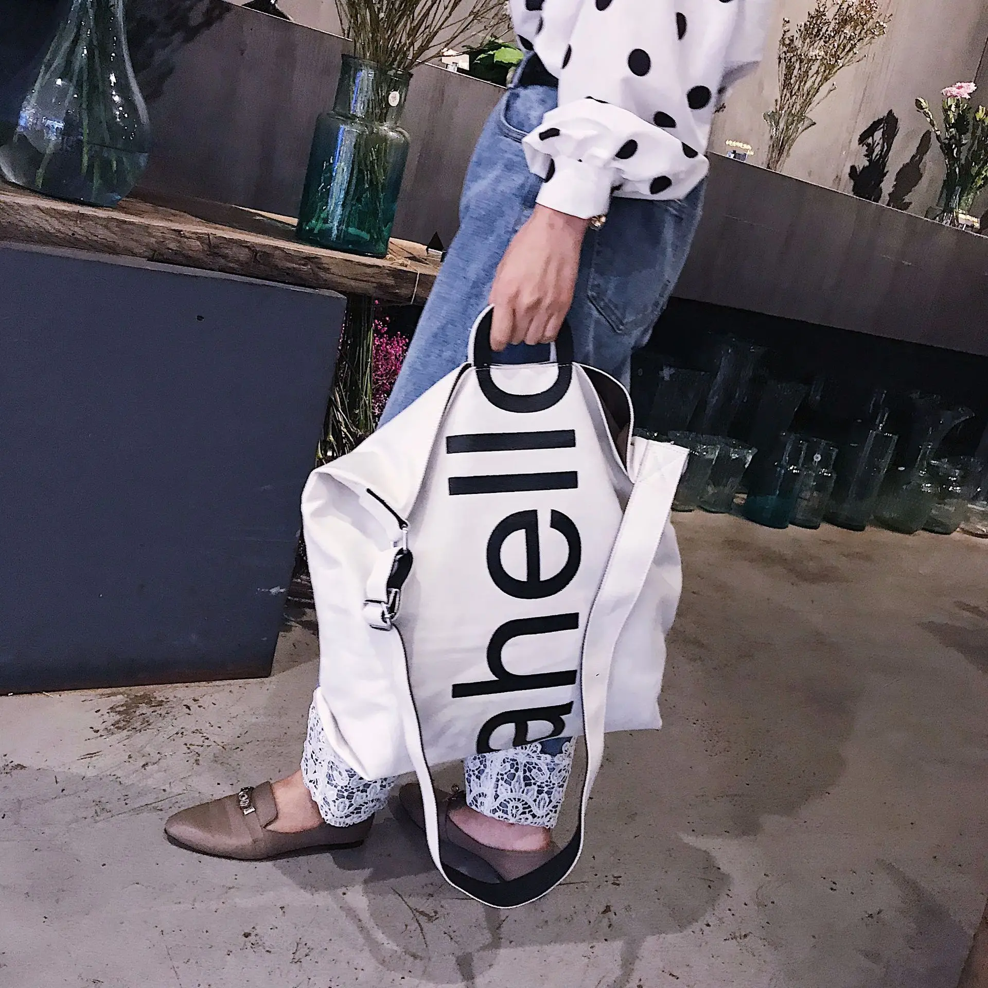 Big Bag Female 2018 New Canvas Women\'s Fashion Letters Portable Tote Bag Broadband Wild Large Capacity Handbag