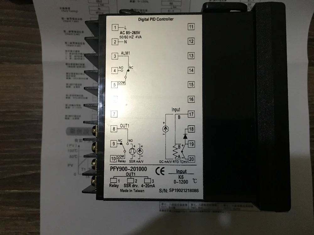 

new original TAIE thermostat PFY900 temperature control table PFY900-201000