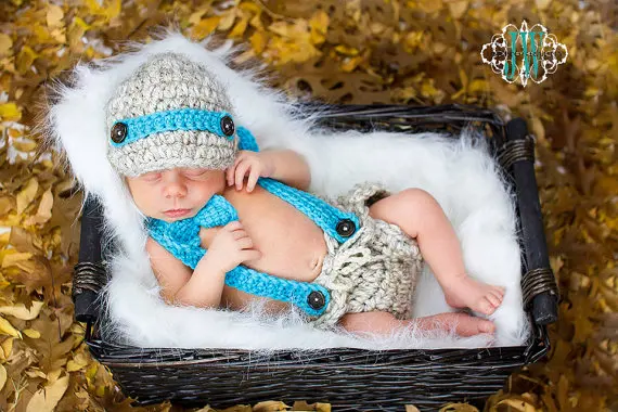 

free shipping,hot cute newsboy style handmade crochet newborn hat,Bow tie and suspender trousers 3pcs baby set photography props