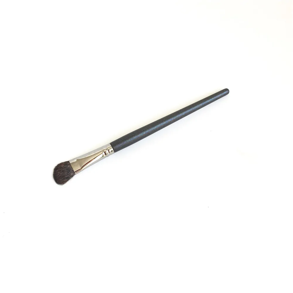 Angled Nose Shading Brush #201 - Soft Squirrel Hair Angled Shadow Eye Makeup Brush - Beauty Makeup Blender Tools