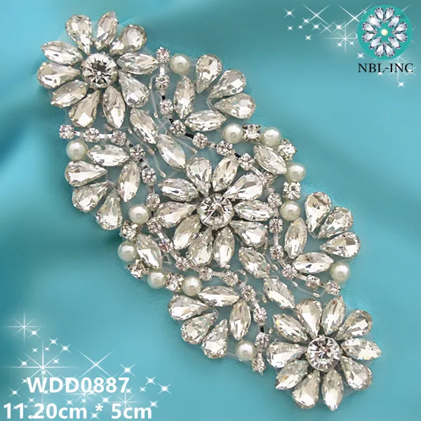 

(30PCS )Wholesale bridal beaded sewing crystal rhinestone applique iron on for wedding dress WDD0887