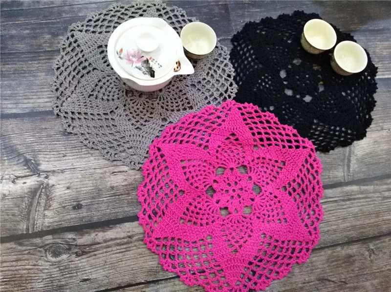 25CM Round Vintage Cotton Lace Wedding Doily Handmade Crochet Flowers Table Placemat Kitchen Coffee Mug Cup Coaster Pad 3Colors