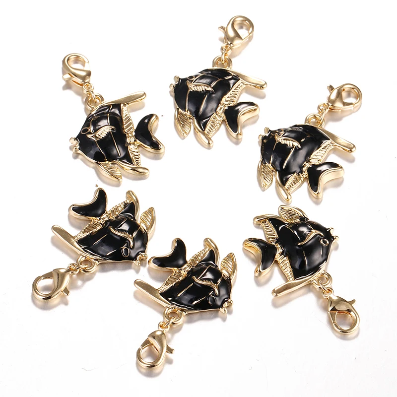 2017 fashion charm lobster clasp rocking black enamel golden fish animal charm of DIY accessories DZ125