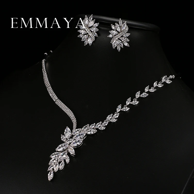 Emmaya New Unique Design Choker Necklace Stud Earrings Bridal Jewelry Sets Wedding Accessories Dropship