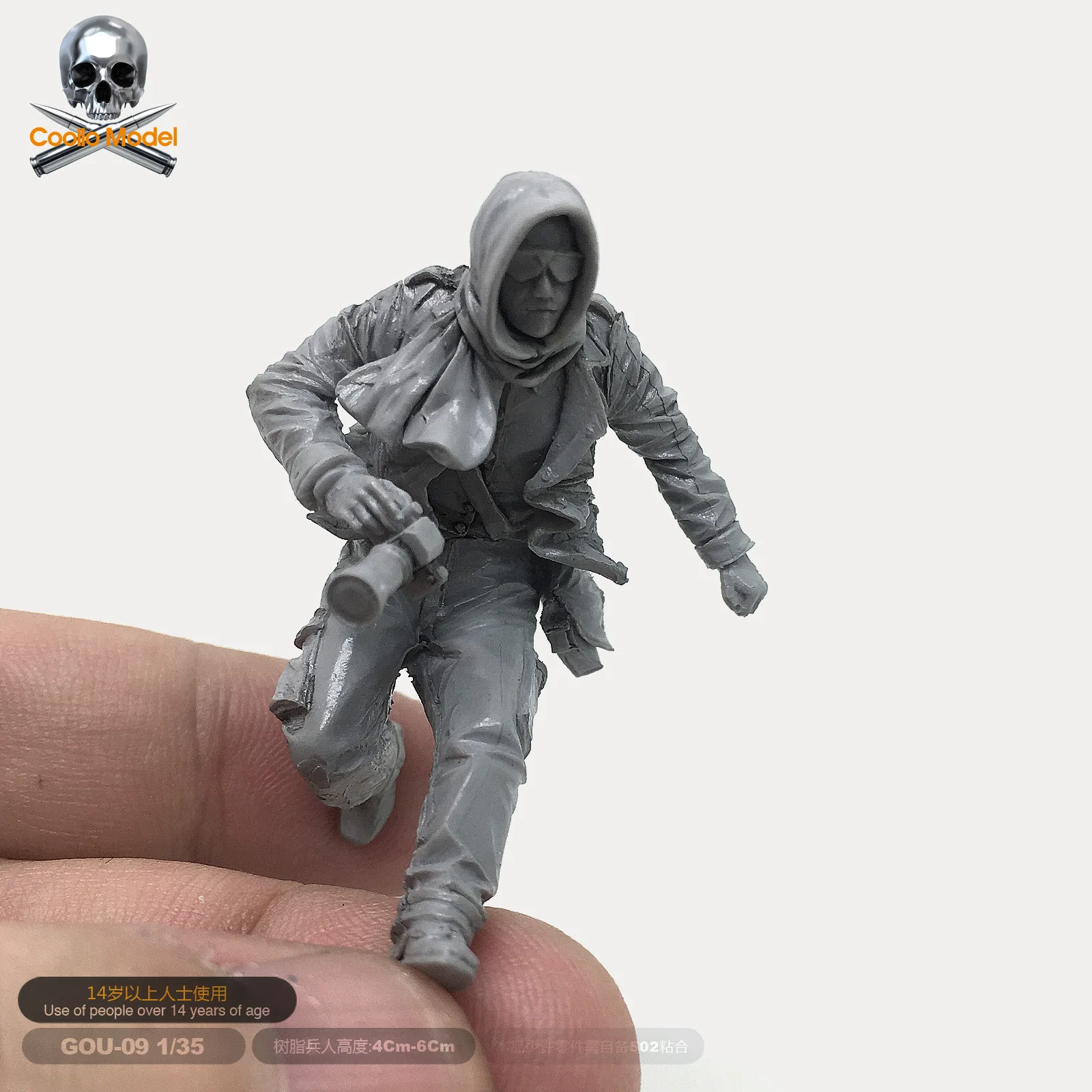 1/35 Resin Figure Soldier Model Kits  Iraqi Field Journalist Gou-09