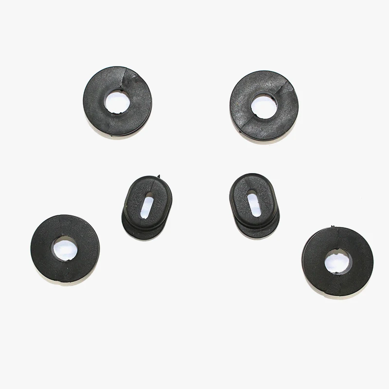 

for Suzuki GN125 EN125 GS125 GN 250 GN 400 GS 550 GT 750 RV 90 Motorcycle plastic side cover rubber grommet pad rubber grommet