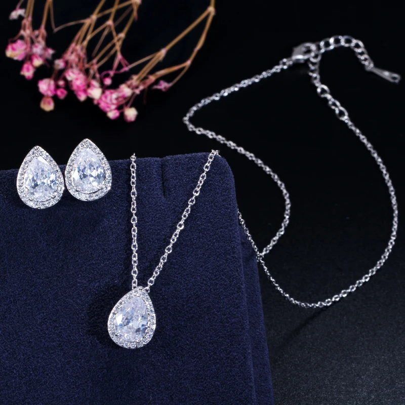 CWWZircons Tear Drop Design Simple Fashion Pear Cut Cubic Zirconia Necklace Pendant and Earrings Jewelry Sets For Women T058