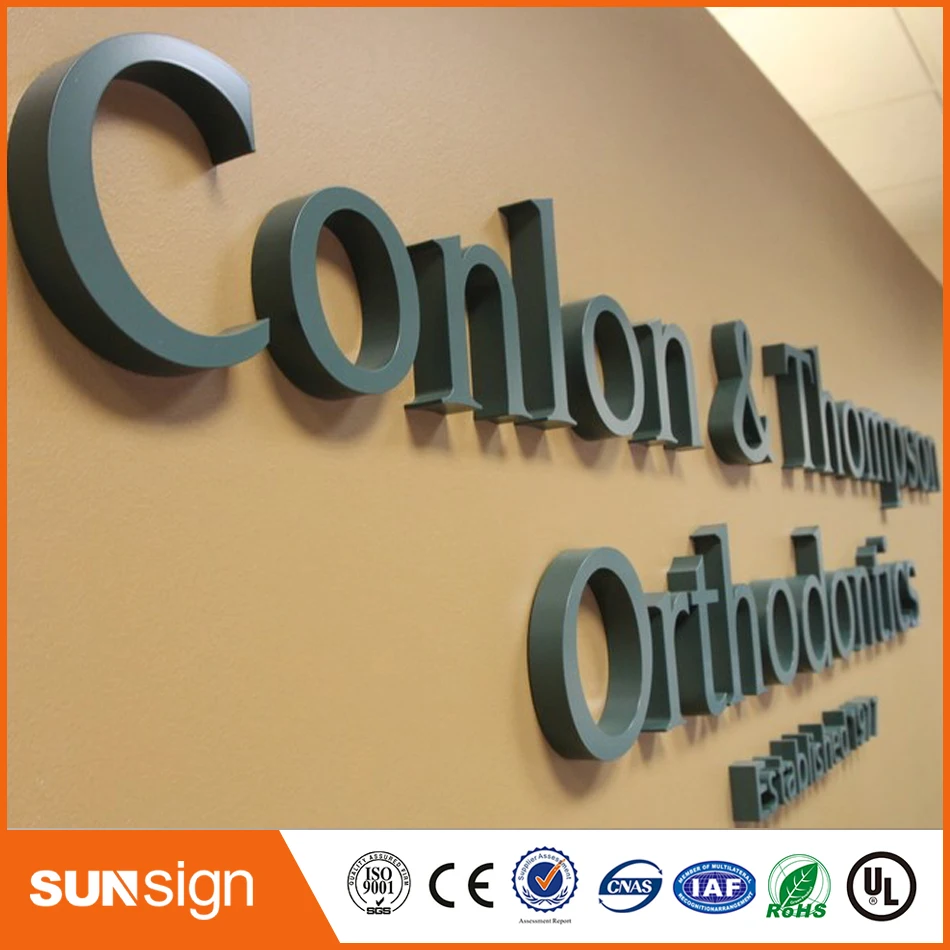 Dipinto 3D In Acciaio Inox Lettera Segno