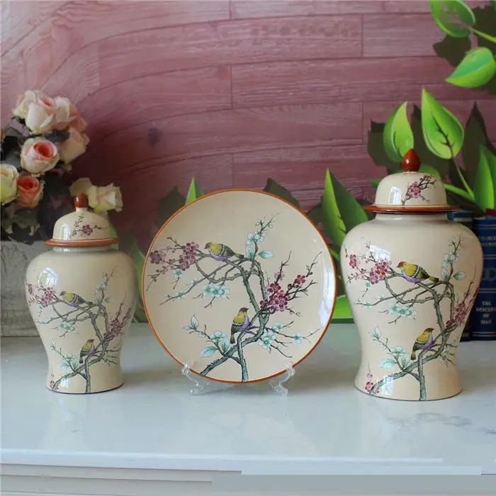 

European Style Hand-painted Flower And Bird porcelain temple Jar Porcelain Decoration Pot Storage Decoration ceramic jar vase