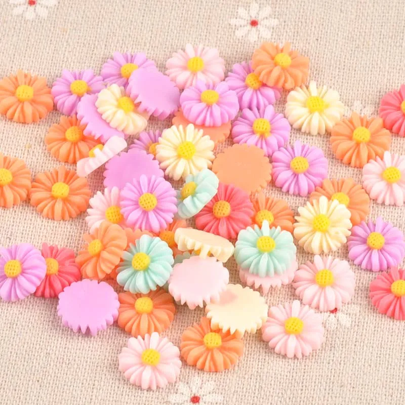 50PCS daisy Flower Pattern flatback Resin Cabochons Scrapbook Craft 13mm DIY Embellishments decor Headwear accessories CP1973