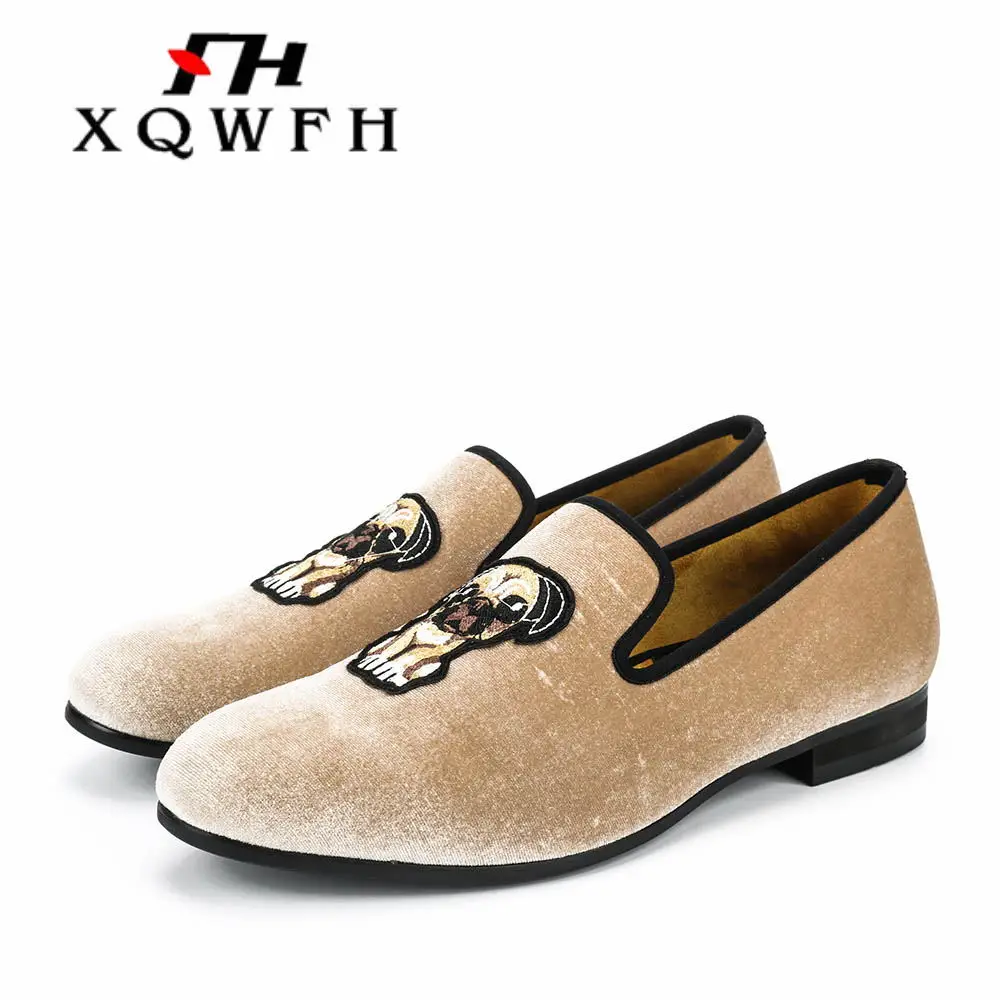 XQWFH New Men Velvet Loafers Puppy Pattern Embroider Casual Shoes Handmade Slip-on Flats Men's Slippers Ballroom Dance Shoes