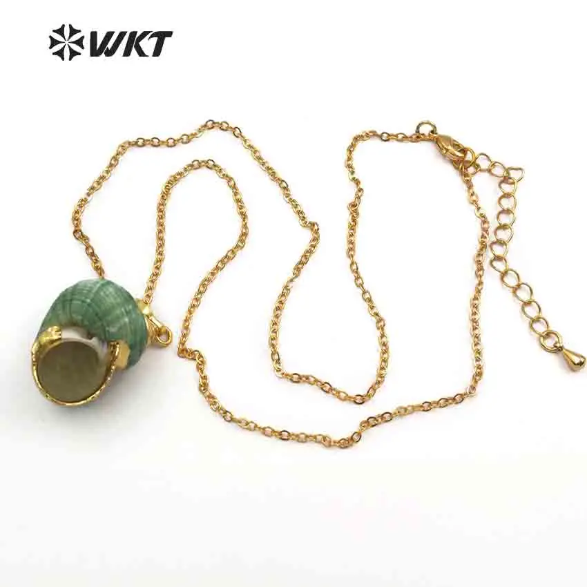 WT-JN052 Wholesale New Design Mini Eletroplated Trumpet Shell Necklace with green Natural Shape Women Jewelry Making Pendants