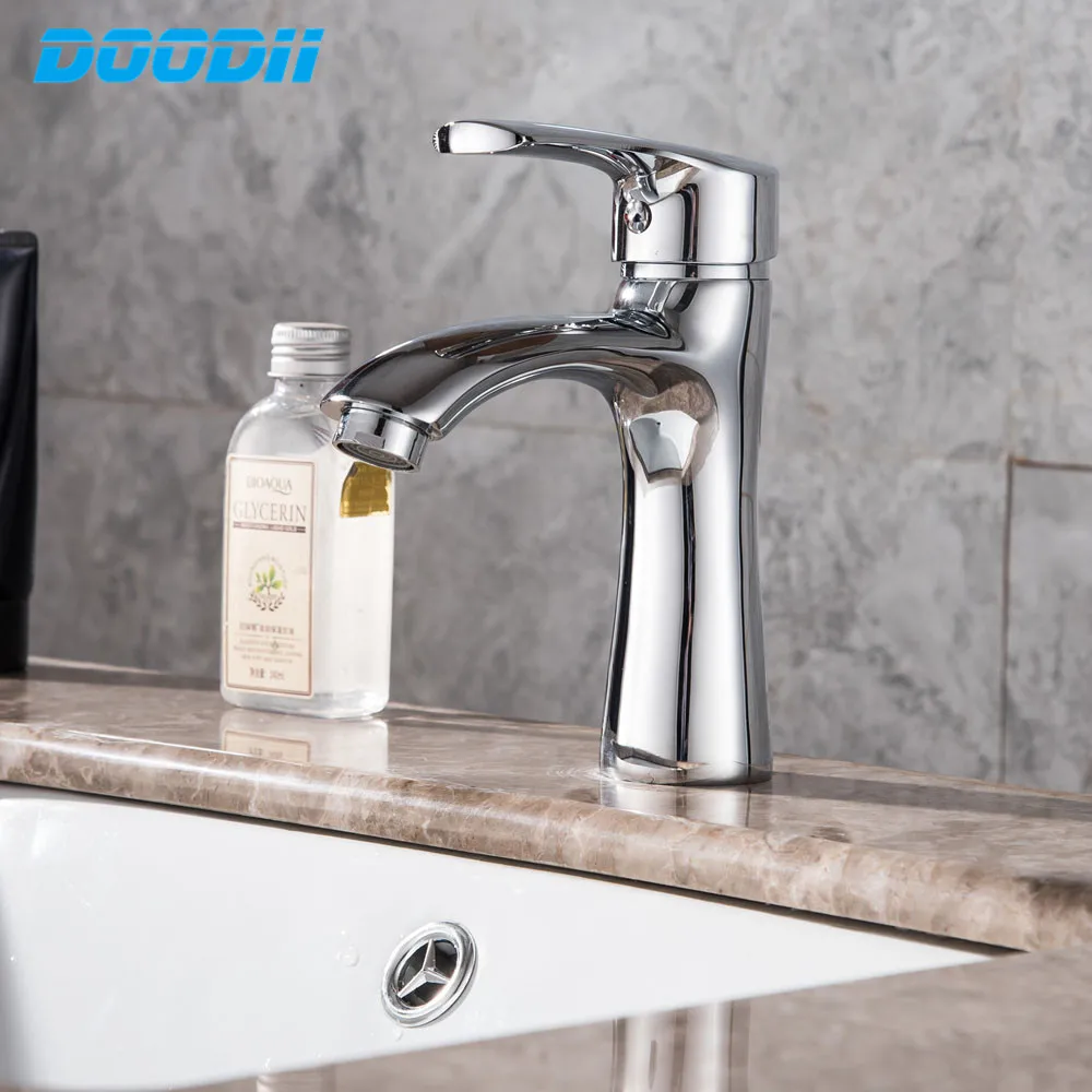 

Basin Faucet Brass Mixer Bathroom Sink Faucet Deck Mount Bath Taps Faucet Water Sink Tap Torneira Do Banheiro DOODII