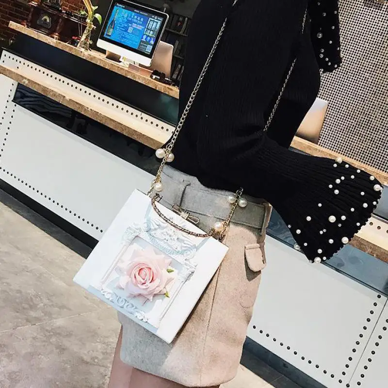 Embossed Flower Women Shoulder Bag Fashion Pearl Chain Female  Pu Leather Messenger Bag Women\'s Handbag Lady Crossbody Bags A515