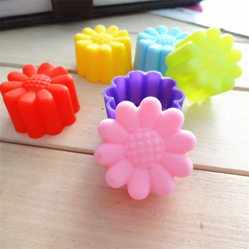 

20 pcs/lot 3cm 5cm Silicone cake mold silicone chocolate mold sunflower cupcake mold baking tools DIY mini soap mold