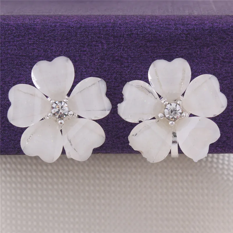 Grace Jun High Quality Clover Flower  Shape Opal Clip on Earrings Without Piercing for Girls Party No Hole Ear Clip 2 Colors