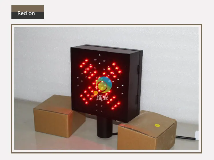 High quality 200mm toll station stop go red cross green arrow traffic signal light