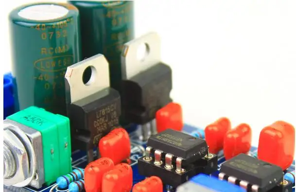 サブウーファープリアンプアンプボード、デュアルパワー、ローパスフィルター、ベースプリアンプ、ne5532