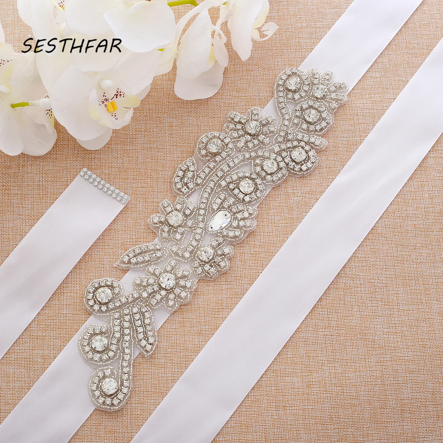 SESTHFAR เจ้าสาวเข็มขัดเข็มขัดแต่งงาน Handmade คริสตัล Sashes Rhinestones ไข่มุกเจ้าสาว Gowns