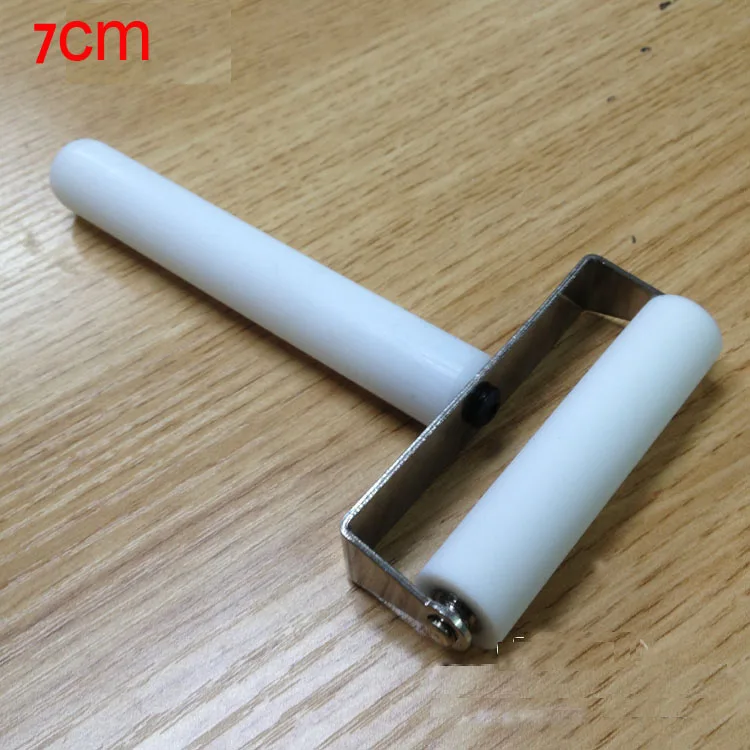 1PCS 70mm 7cm Anti-Static ESD Silicone Protection Film Hand Roller For Touch Screen Cleaner Pushing Phone S3 S4 S5