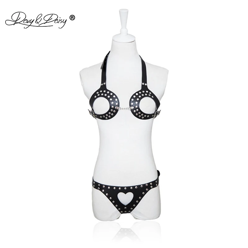 DAVYDAISY Women Sexy Bra PU Leather Open Bust Bralette Crop Tops Metal Chain Open Crotch Panties Sexy Lingerie Exotic Sets SE502