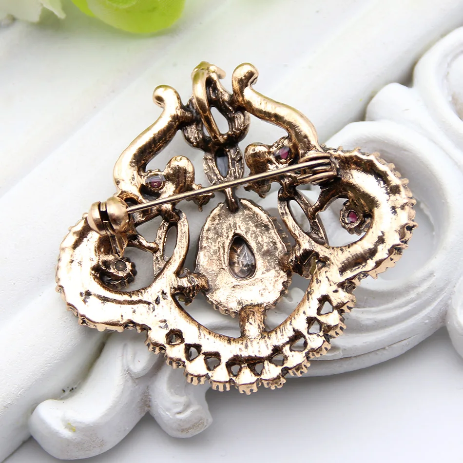 Hollow Flower Brooch For Women  Jewelry Multicolor Resin Turkish Brooches Broches Antique Gold Color Ladies Banqust Pins Gift