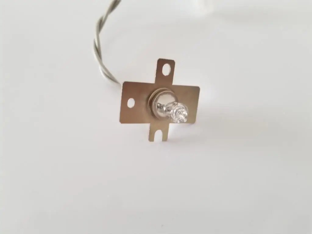 

Для галогенной лампы 12 В 24 Вт для JB12V24WF6/SSM CR323182 SYSMEX C2000 CS2000i CS2000i CS5100 Лампа коагуляции 12 В 24 Вт