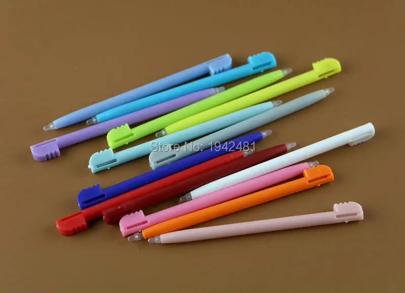 10Pcs ขายส่งสี Touch Screen ปากกา Stylus สำหรับ Nintendo NDSL