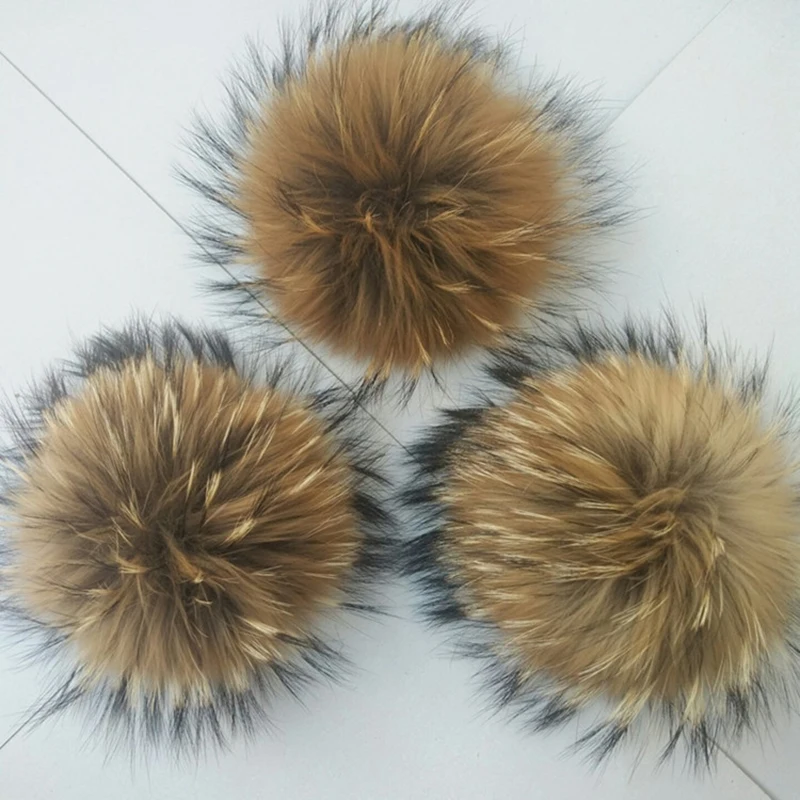 Bola de Pelo de mapache de Animal realmente Natural, pompón grande con hebilla, broche, Pin, gorros de punto, accesorios para gorras, 12-15cm