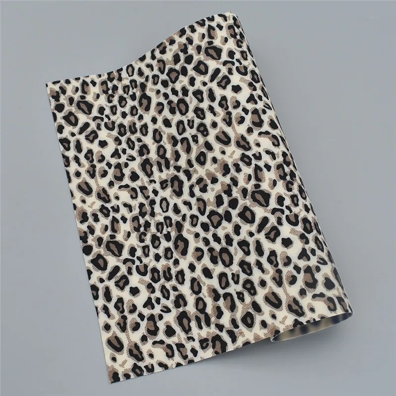 A4 21x29cm Leopardo Stampato In Pelle PVC Tessuto di Cucito FAI Da TE Materiale Indumenti Accessori Artigianali