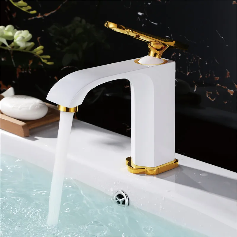 Bathroom Basin Faucets Chrome Brass Hot & Cold Sink Mixer Tap Single Handle Deck Mounted Faucet Lavatory Water Crane Tap 5 Color