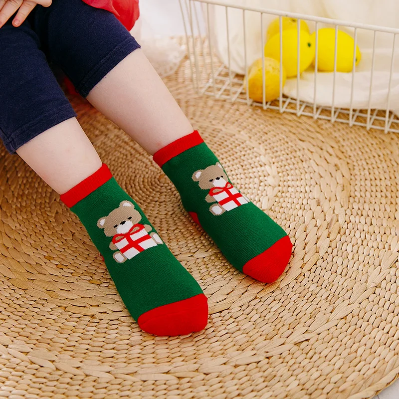 1 Pair Cotton Spring Winter Autumn Baby Girls Boys Kids Socks Children Striped Terry Snowflake Elk Santa Claus Christmas Bear 19