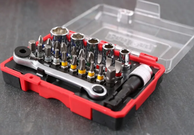 New 27pcs/Set S2 Magnetic Screwdriver set Ratchet wrench Sleeve