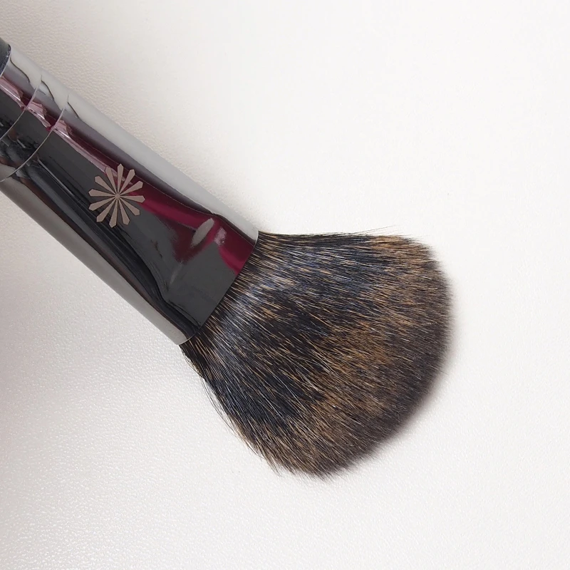 High-end Blusher Brush #108 Soft Dense Squirrel Hair Highlighter Shadow Contouring Sculpting Makeup Brush Korean Beauty