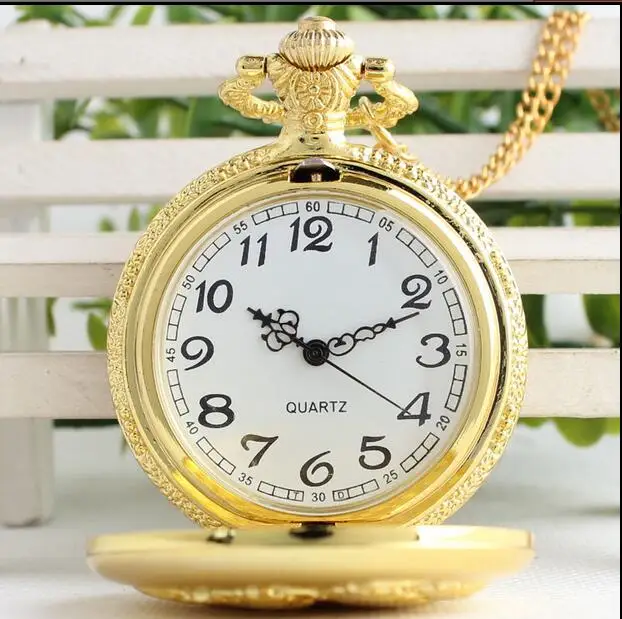 New Fashion quartz golden locomotive Modern clock Good quality steampunk Necklace pocket watches