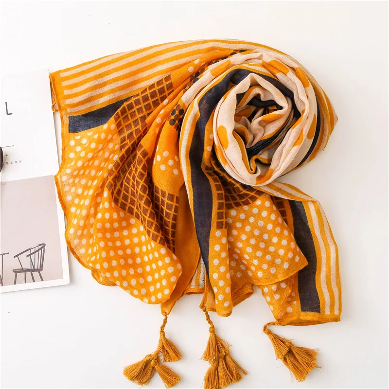 

2019 Newest Polka Print Cotton Tassel Scarves Shawls Long Beach Travel Dot Spot And Plaid Print Tassel Wrap Hijab Free Shipping