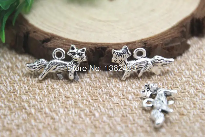 12pcs fox Charms Antiqued Silver Tone 2 sided fox  charm pendants 24x13mm