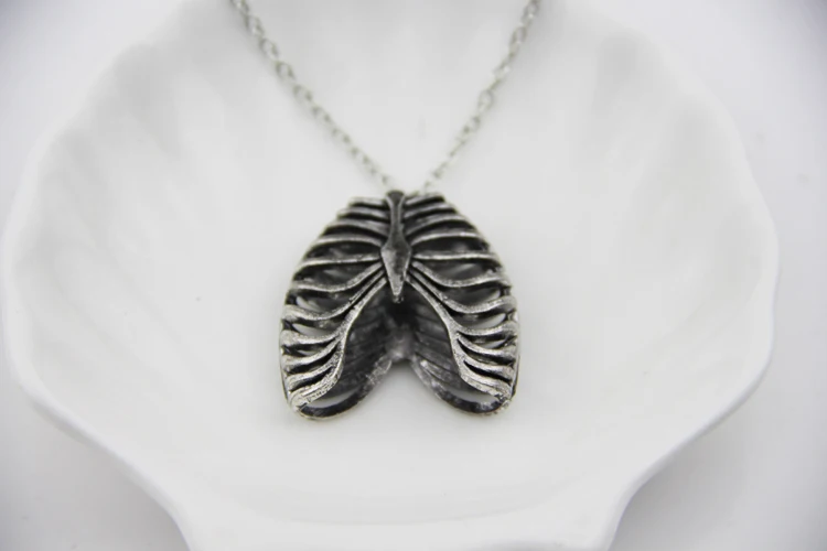 Fashion Jewelry Vintage Charm Anatomical Human Rib Cage Anatomy Pendant Necklace For Men And Women