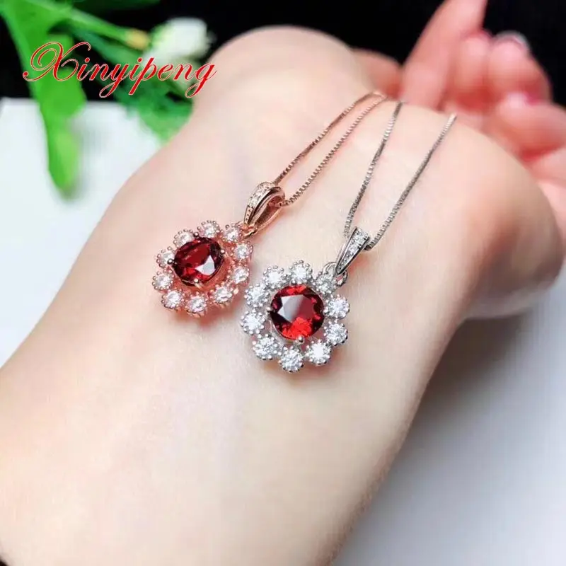 Xin yi  peng 925 silver inlaid natural garnet necklace women pendant beautiful and fashionable