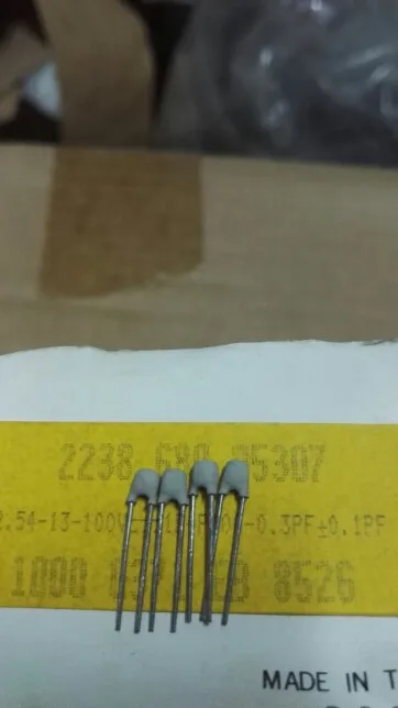 2020 hot sale Holland BC 20PCS/50PCS 100V 0.3PF 0.3P Silver Film High Frequency Ceramic Capacitor (2.5MM) free shipping