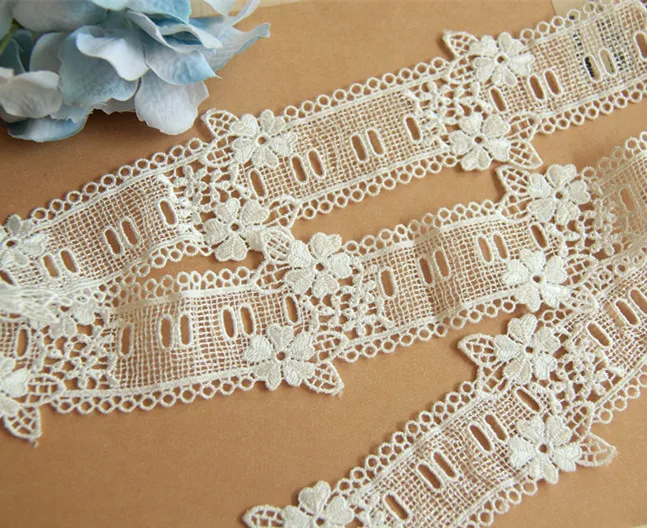 1.77inch wide 2yard/lot Good Quality White/Black Embroidery Hole Can Pass Ribbon Flower Wedding Lace Trim Bridal Clothes X021