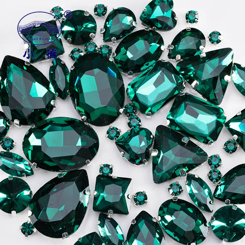 Diamantes de imitación de vidrio verde esmeralda para ropa, piedras de vestido planas sueltas, cristal decorativo para coser, 50 unids/lote por