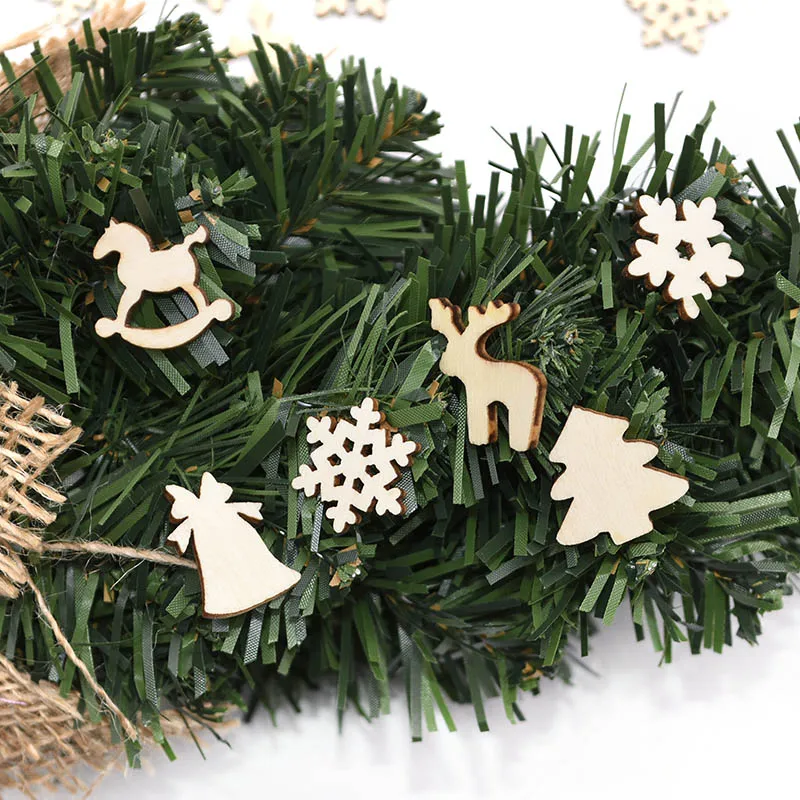 100Pcs Christmas Wooden Pendants Ornaments DIY Wood Crafts Xmas Tree Ornaments Snowflake Christmas Party Decorations for home